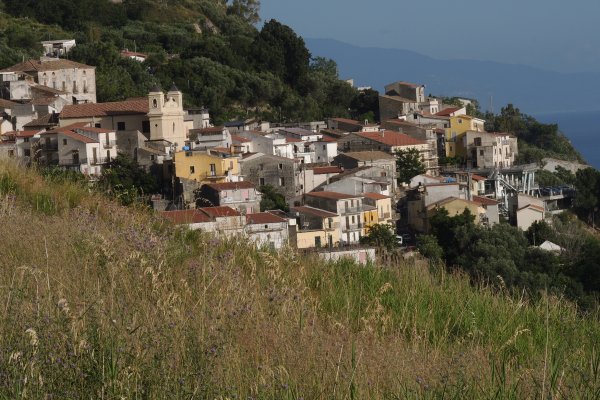 Comune Acquappesa 600x400