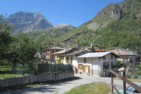 Comune Acceglio 600x400